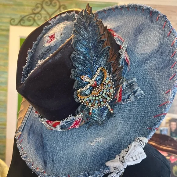 KaleidoSoul one of a kind Fedora display picture 1